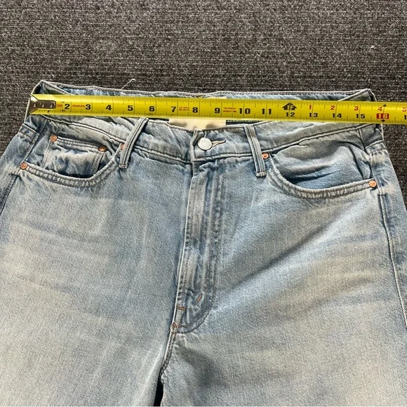 MOTHER Superior The Undercover Wide Leg Jeans Unripped Blue Wash Size 29 USA EUC - Picture 6 of 10